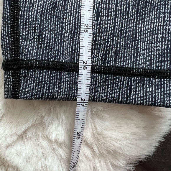 Lululemon Wunder Under Burlap Texture Cropped Leggings Size 4 - Picture 15 of 16